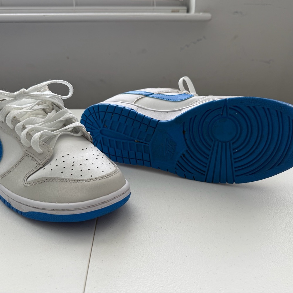 Nike Dunk Low White Blue Sneakers Men’s Size 9 1/2 Athletic Shoes